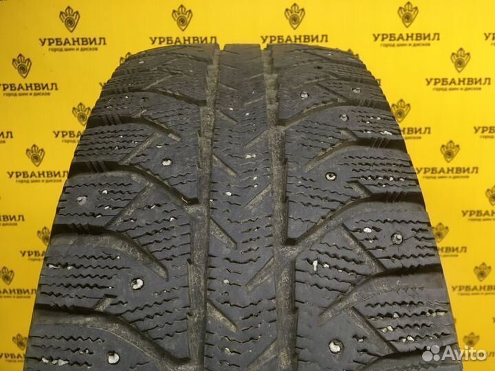 Bridgestone Ice Cruiser 7000 215/65 R16 98T