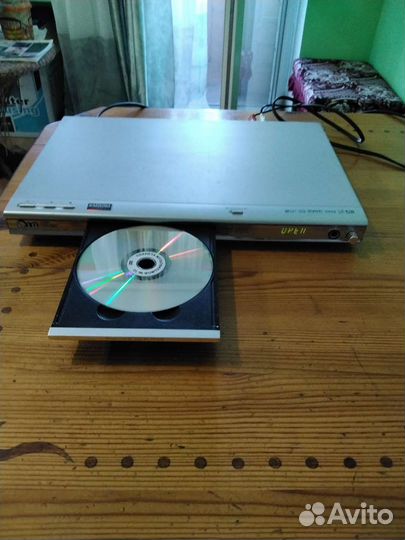 Dvd плеер с караоке lg DKE574XB