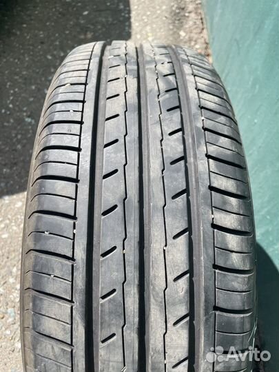 Yokohama Bluearth ES32 195/60 R15 88H