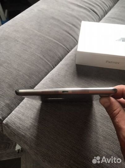 iPad mini 2 32gb с симкой