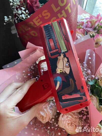 Пистолет для денег