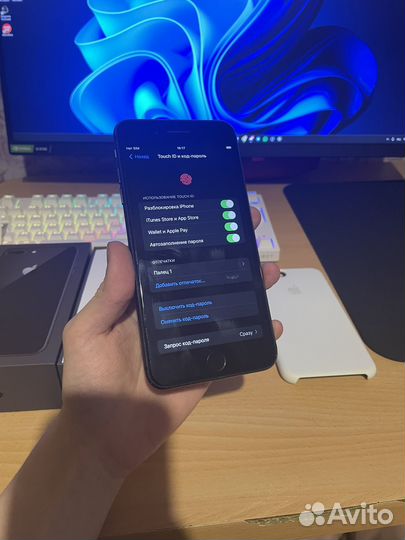 iPhone 8 Plus, 64 ГБ