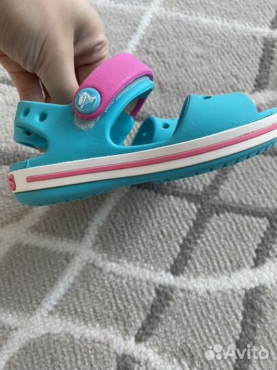Сандалии crocs c7 для девочки