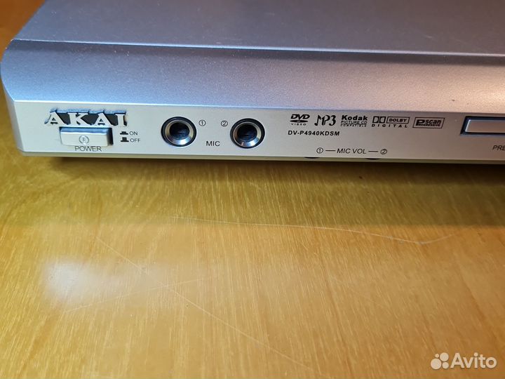 DVD проигрыватель Akai DV-P4940kdsm
