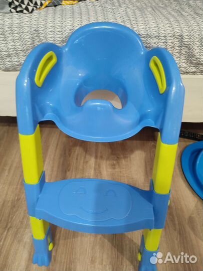 Накладка на унитаз со ступенькой