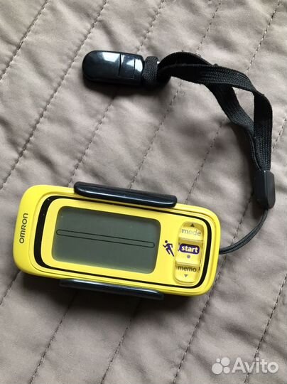 Шагомер Omron