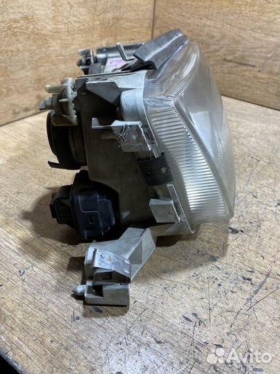 Фара правая Skoda Octavia Tour дорест 141784
