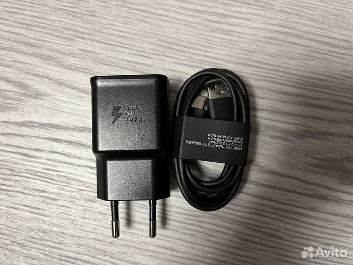 Samsung wireless charger stand с вентилятором