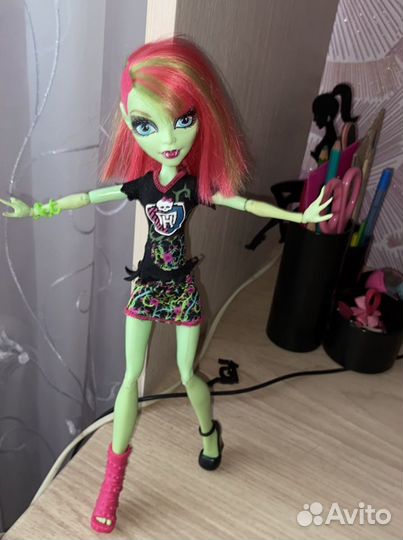 Кукла монстр хай венера