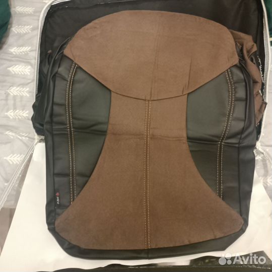 Чехлы автомобильные новые универсальные