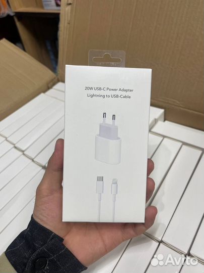 Быстрая зарядка для iPhone 20W
