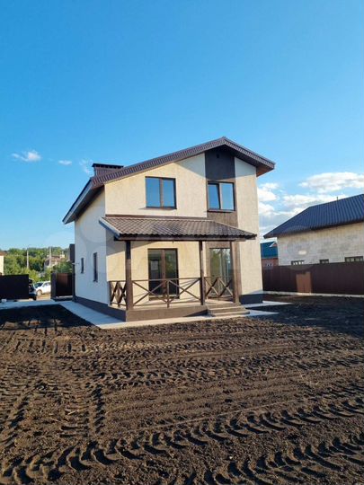 Коттедж 122 м² на участке 10 сот.