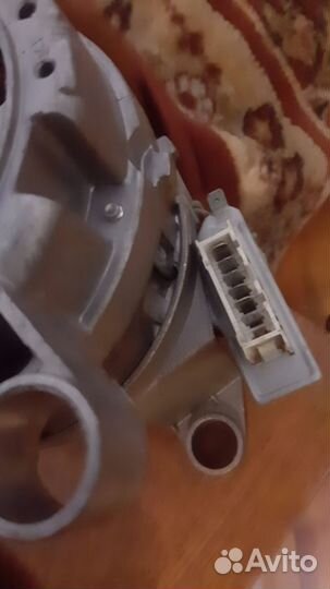 Двигатель от стиральной машины