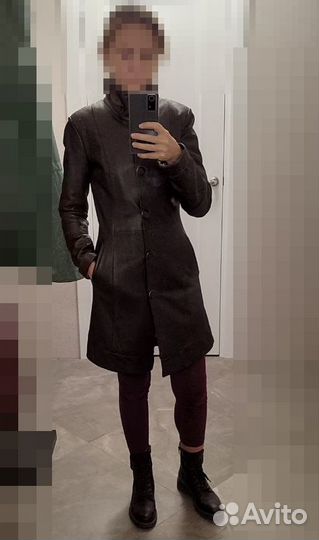 Плащ кожаный р.42