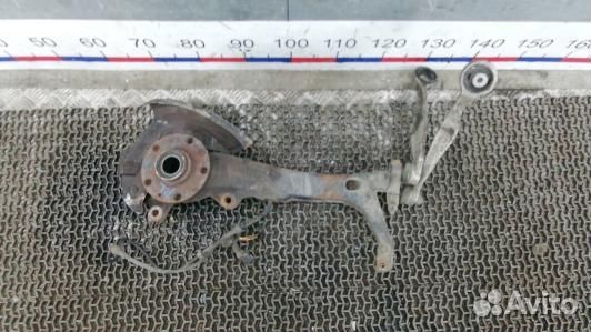 Ступица передняя левая audi A6 C5 Allroad (CEA32K9