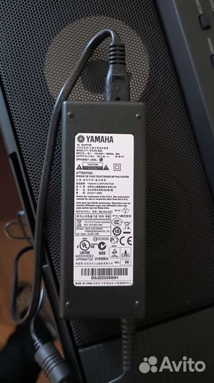 Аранжировочная станция (синтезатор) Yamaha