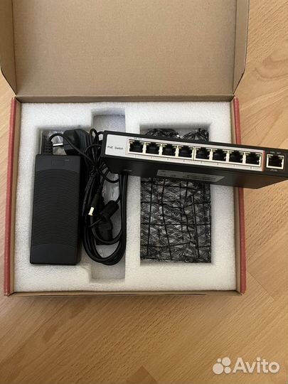 Optimus Коммутатор UM1-E9/8P mini PoE
