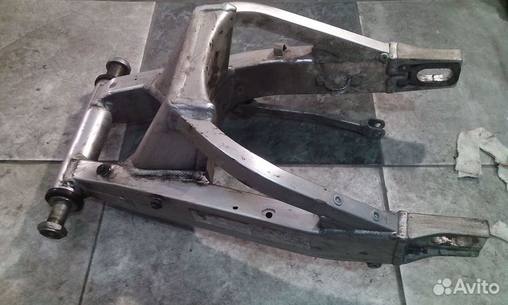 Маятник Suzuki gsxr 750 k1-3