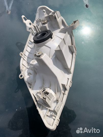 Фара правый Toyota Corolla 120