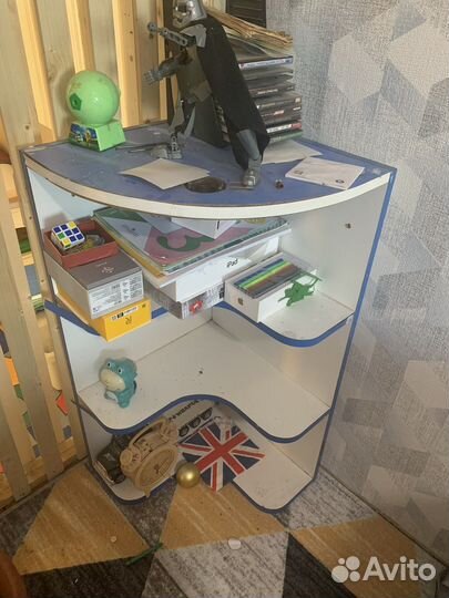 Компьютерный стол