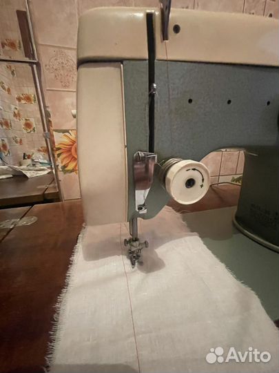 Швейная машина Veritas