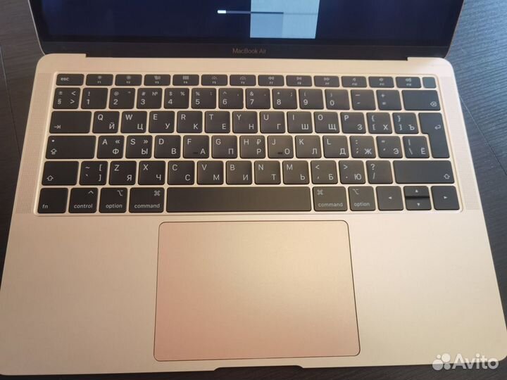 Apple MacBook air 13 2019 (A1932)