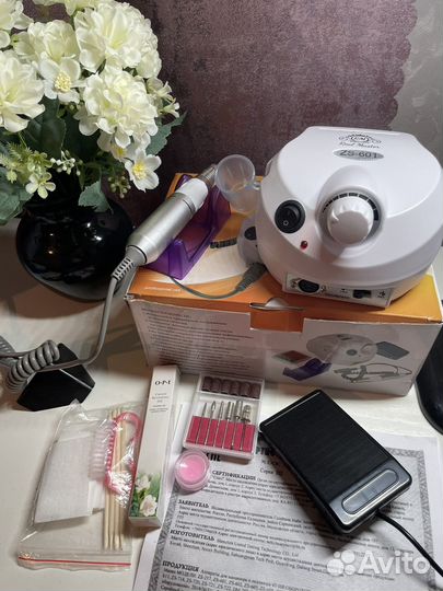 Аппарат для маникюра и педикюра