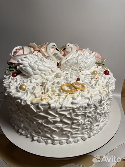Свадебный торт, бисквитный торт на торжество