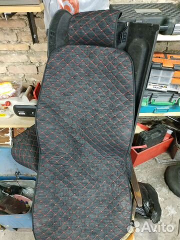 Накидки на сидения универсальные