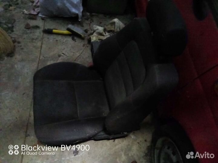 Сиденье toyota caldina переднее левое