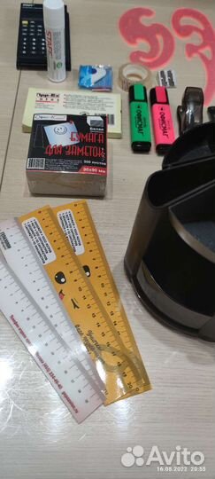 Подставка для канцелярии с наполнением