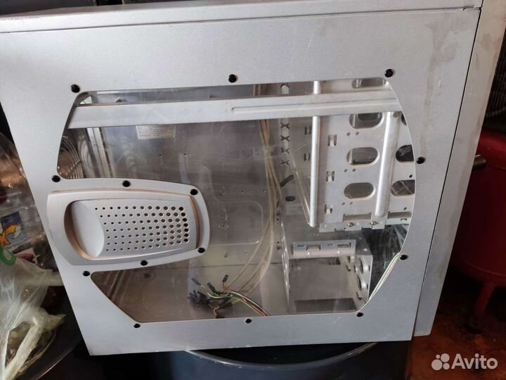 Корпус системного блока (компьютера)