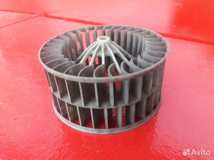 Бмв 3 Е36 крыльчатка мотора печки