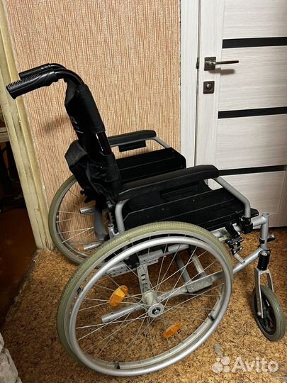 Коляска инвалидная