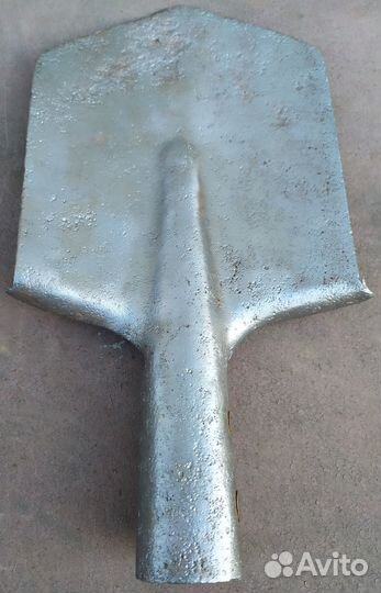 Лопаты сапёрные. СССР и Германия. ВОВ