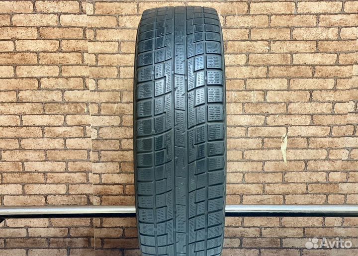 Yokohama Ice Guard IG30 205/65 R16