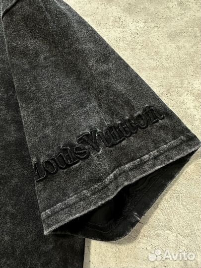 Футболка Louis Vuitton серая oversize