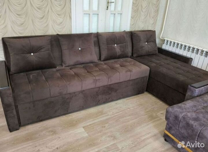 Диван угловой раскладной в наличии