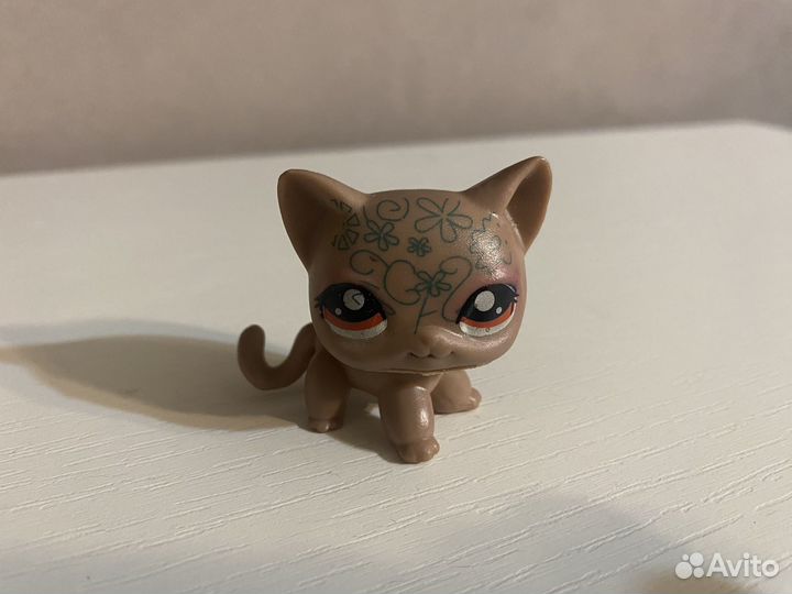 Littlest Pet Shop стоячка