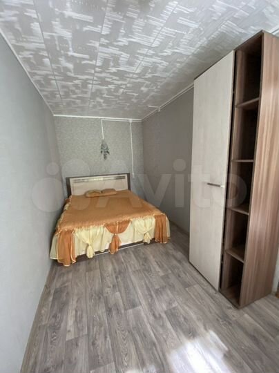 2-к. квартира, 42 м², 1/4 эт.