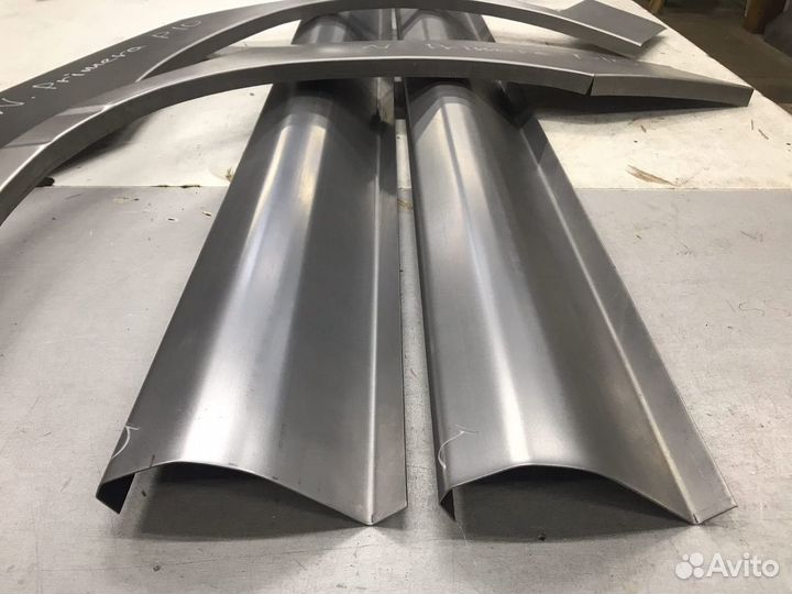 Nissan Primera p10 кузовные пороги комплект