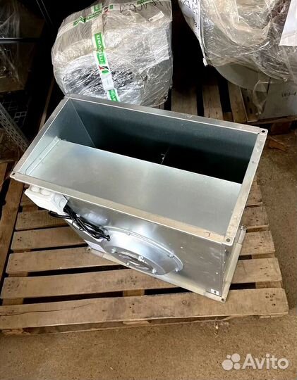 Вытяжной прямоугольный вентилятор