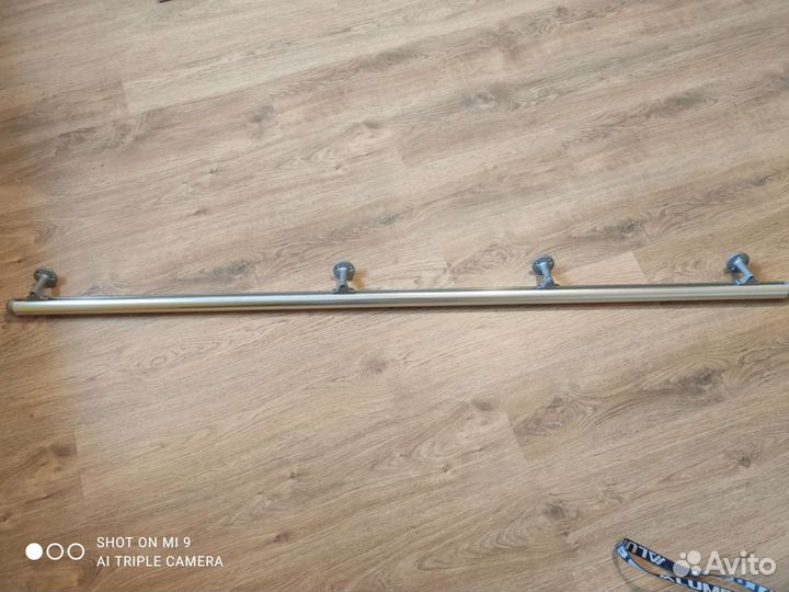 Штанга, поручень