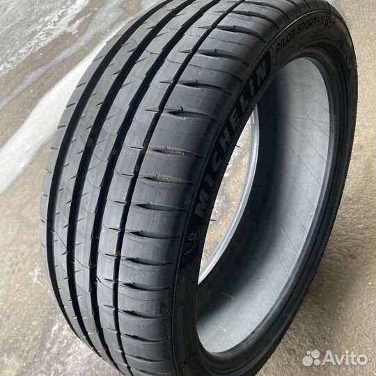 Michelin Pilot Sport 4 S 255/35 R21 98Y