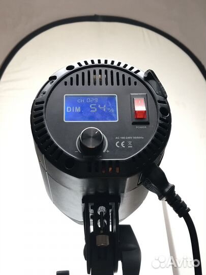 Источник постоянного света raylab