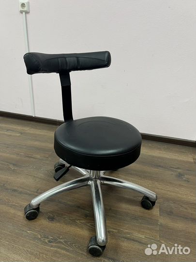 Стул для косметолога, мастер
