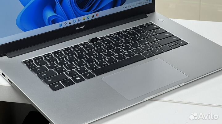 Ноутбук для учебы Huawei Matebook D15