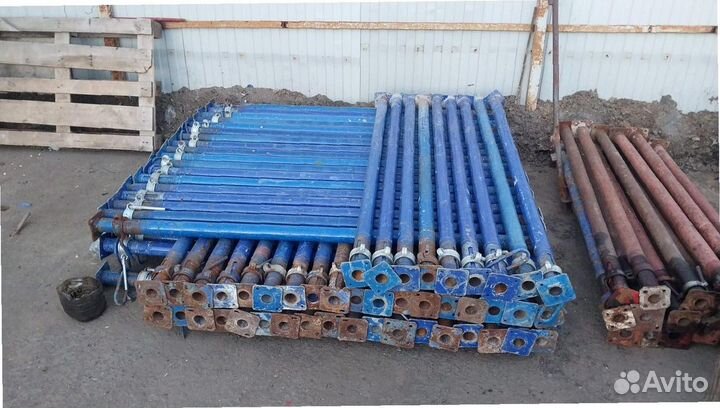 Телескопические стойки для строительных проектов Б/У