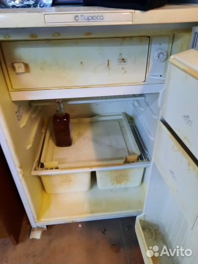 Холодильник маленький