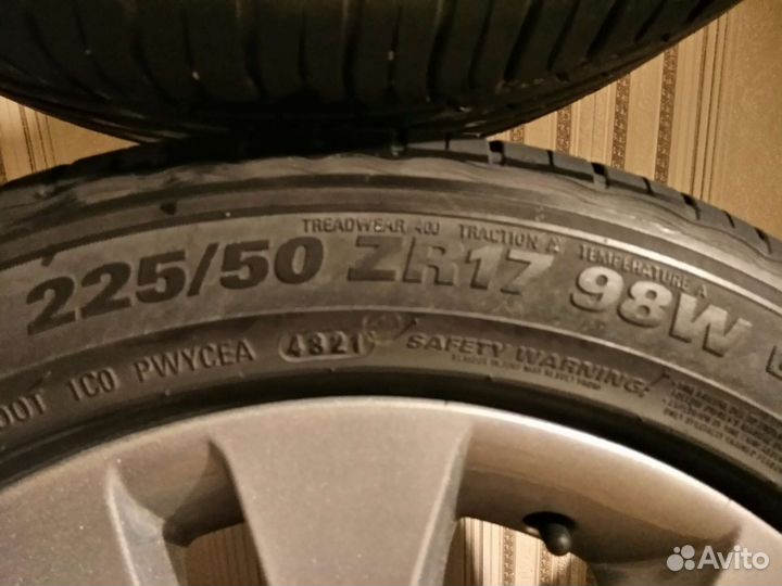 Колеса в сборе (диски и шины) BMW 225/50 R17